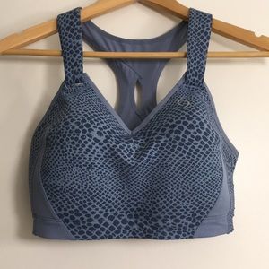 Moving Comfort Juno sports bra